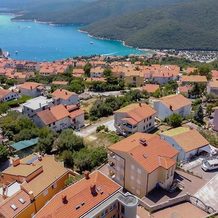 Apartments Quarnero Rabac Bagian luar foto