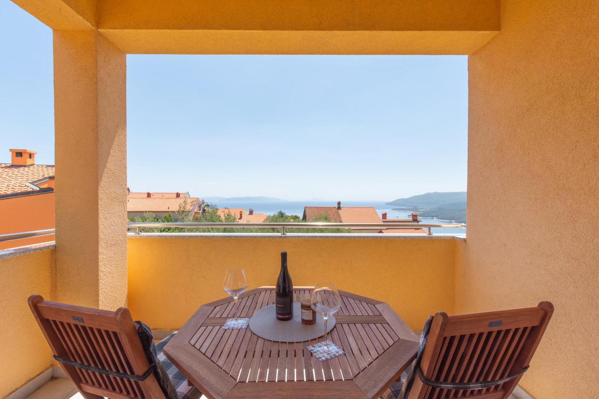 Apartments Quarnero Rabac Bagian luar foto